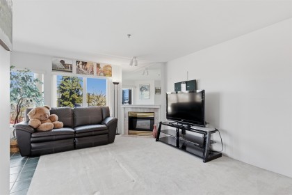 Photo 17 at 211 - 3250 W Broadway, Kitsilano, Vancouver West