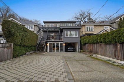 Photo 2 at 3264 W 38th Avenue, Kerrisdale, Vancouver West