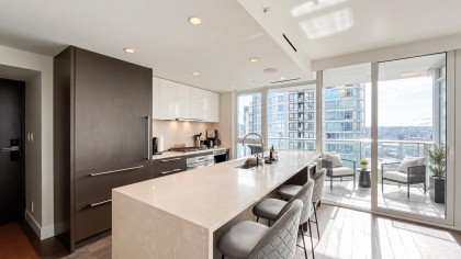 Photo 5 at 1601 - 499 Pacific, Yaletown, Vancouver West
