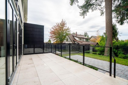 Photo 11 at 1 - 5061 Blenheim Street, Dunbar, Vancouver West