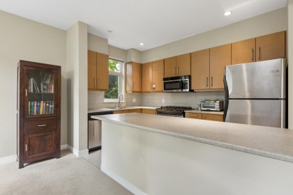 Photo 15 at 206 - 188 W 29th Street, Upper Lonsdale, North Vancouver