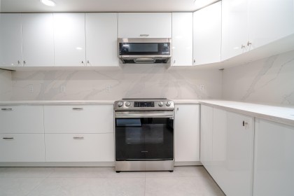Photo 8 at 208 - 5650 Oak Street, Cambie, Vancouver West