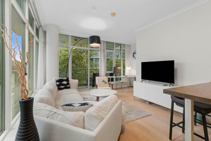 Photo 8 at 211 - 185 Victory Ship Way, Lower Lonsdale, North Vancouver