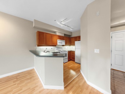 Photo 12 at 204 - 131 W 3rd Street, Lower Lonsdale, North Vancouver