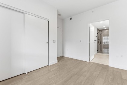 Photo 8 at 205 - 3590 W 39th Avenue, Dunbar, Vancouver West