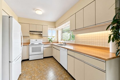 Photo 7 at 4243 Delbrook Avenue, Upper Delbrook, North Vancouver