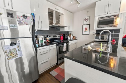Photo 10 at 3701 - 188 Keefer Place, Downtown VW, Vancouver West