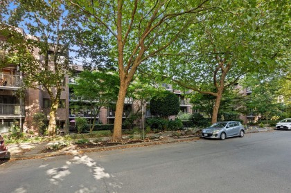 Photo 2 at 207 - 1655 Nelson Street, West End VW, Vancouver West