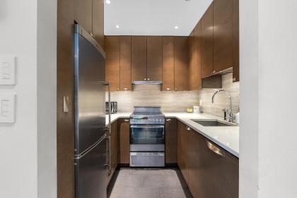 Photo 11 at 1339 W 8th Avenue, Fairview VW, Vancouver West
