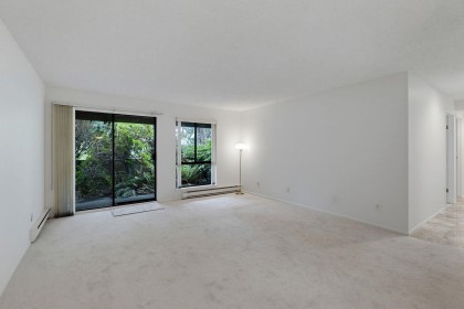 Photo 2 at 106 - 333 Wethersfield Drive, South Cambie, Vancouver West
