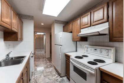 Photo 9 at 106 - 333 Wethersfield Drive, South Cambie, Vancouver West