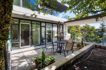 Photo 2 at 306 - 158 W 13th Street, Central Lonsdale, North Vancouver