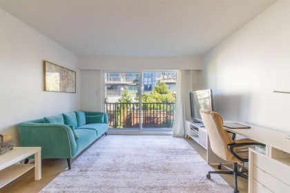 Photo 4 at 210 - 270 W 1st Street, Lower Lonsdale, North Vancouver