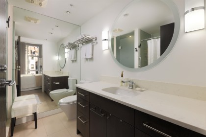 Photo 13 at 801 - 1455 Howe Street, Yaletown, Vancouver West