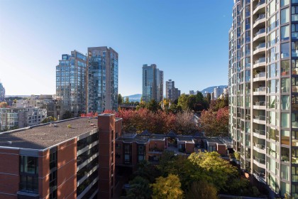 Photo 17 at 801 - 1455 Howe Street, Yaletown, Vancouver West