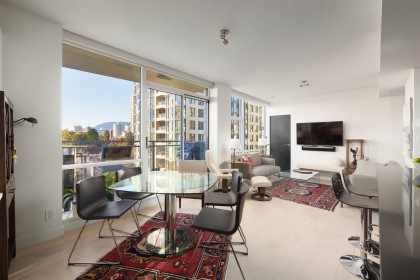 Photo 4 at 801 - 1455 Howe Street, Yaletown, Vancouver West