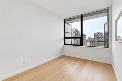 Photo 12 at 807 - 1010 Howe Street, Downtown VW, Vancouver West