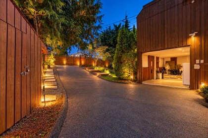 Photo 2 at 2069 Westview Drive, Mosquito Creek, North Vancouver