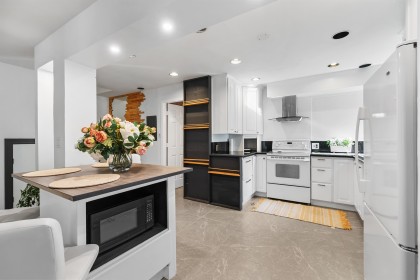Photo 16 at 2069 Westview Drive, Mosquito Creek, North Vancouver