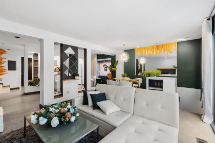 Photo 10 at 2069 Westview Drive, Mosquito Creek, North Vancouver