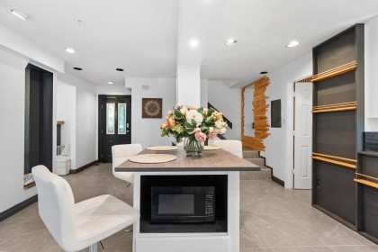 Photo 15 at 2069 Westview Drive, Mosquito Creek, North Vancouver