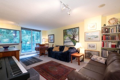 Photo 6 at 805 - 5639 Hampton Place, University VW, Vancouver West