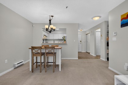 Photo 10 at 208 - 2288 W 12th Avenue, Kitsilano, Vancouver West