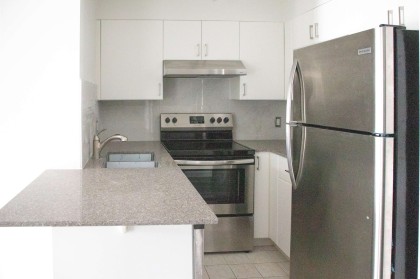 Photo 3 at 303 - 1562 W 5th Avenue, False Creek, Vancouver West
