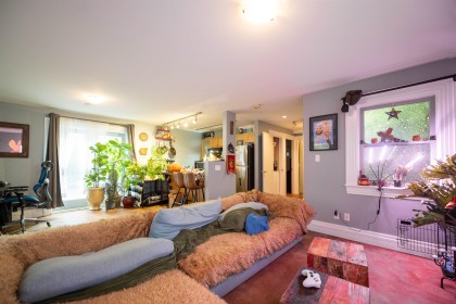 Photo 10 at 1119 Pendrell Street, West End VW, Vancouver West