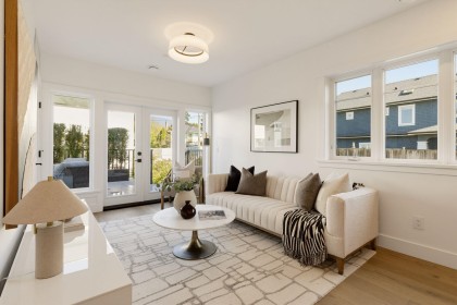 Photo 5 at 1 - 326 W 14th Street, Central Lonsdale, North Vancouver