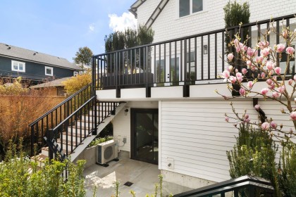 Photo 38 at 1 - 326 W 14th Street, Central Lonsdale, North Vancouver