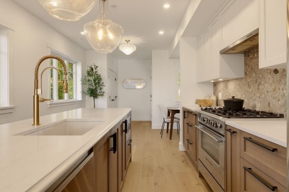 Photo 11 at 1 - 326 W 14th Street, Central Lonsdale, North Vancouver