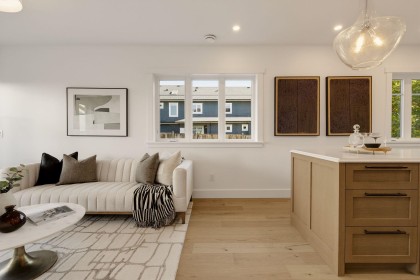 Photo 8 at 1 - 326 W 14th Street, Central Lonsdale, North Vancouver