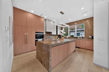 Photo 8 at 6664 Balsam Street, S.W. Marine, Vancouver West
