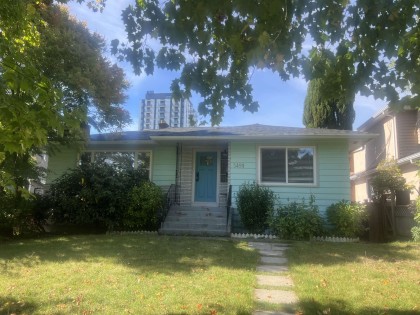 Photo 1 at 5491 Elizabeth Street, Cambie, Vancouver West