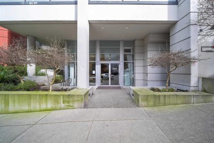 Photo 2 at 303 - 1211 Melville Street, Coal Harbour, Vancouver West