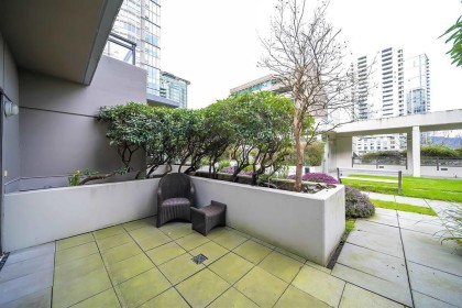 Photo 22 at 303 - 1211 Melville Street, Coal Harbour, Vancouver West