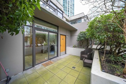 Photo 21 at 303 - 1211 Melville Street, Coal Harbour, Vancouver West