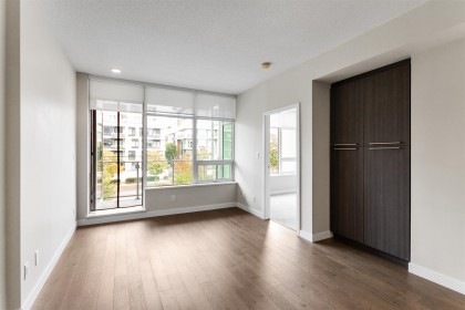 Photo 5 at 305 - 4963 Cambie Street, Cambie, Vancouver West