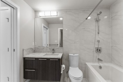Photo 14 at 305 - 4963 Cambie Street, Cambie, Vancouver West