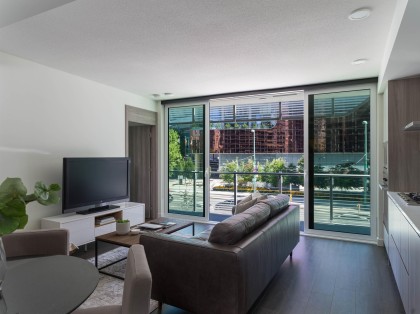 Photo 9 at 306 - 89 Nelson Street, Yaletown, Vancouver West