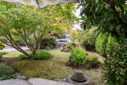 Photo 4 at 1222 Rosewood Crescent, Norgate, North Vancouver