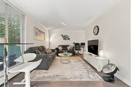Photo 6 at 403 - 2024 Fullerton Avenue, Pemberton NV, North Vancouver