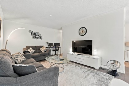Photo 16 at 403 - 2024 Fullerton Avenue, Pemberton NV, North Vancouver