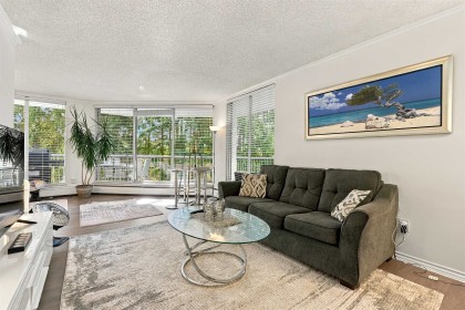 Photo 14 at 403 - 2024 Fullerton Avenue, Pemberton NV, North Vancouver