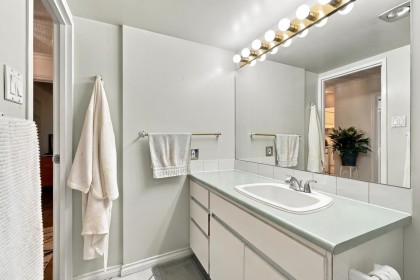 Photo 18 at 403 - 2024 Fullerton Avenue, Pemberton NV, North Vancouver