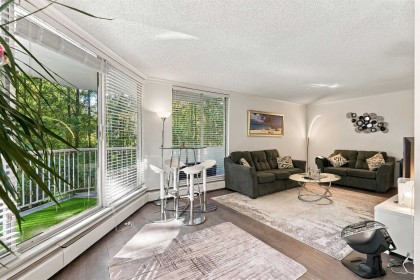 Photo 8 at 403 - 2024 Fullerton Avenue, Pemberton NV, North Vancouver