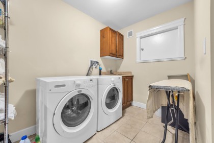 Photo 11 at 725 W 61st Avenue, Marpole, Vancouver West