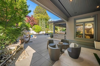 Photo 16 at 966 Beaumont Drive, Edgemont, North Vancouver