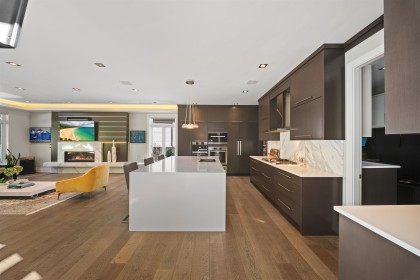 Photo 9 at 966 Beaumont Drive, Edgemont, North Vancouver